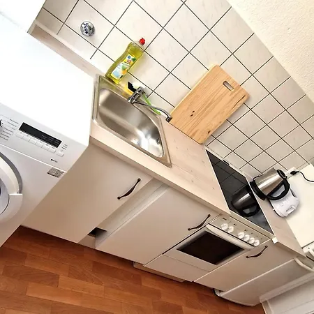 Messezimmer Düsseldorf - Essen - Work&travel - Free Parking&wifi Apartment