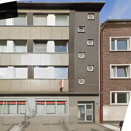 Daire Optimus - Modern With Private Garage And U79 To Duesseldorf Fair *